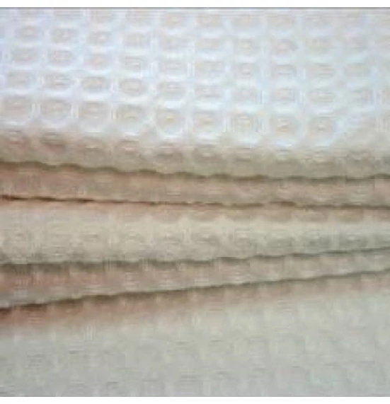 Törölköző FEHÉR Darázsmintás, 180gr, 70x100cm, 1 karton:10db
